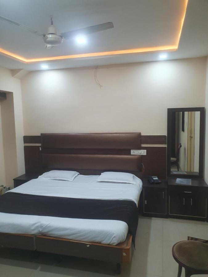 Hotel Anmol Ambikapur ภายนอก รูปภาพ
