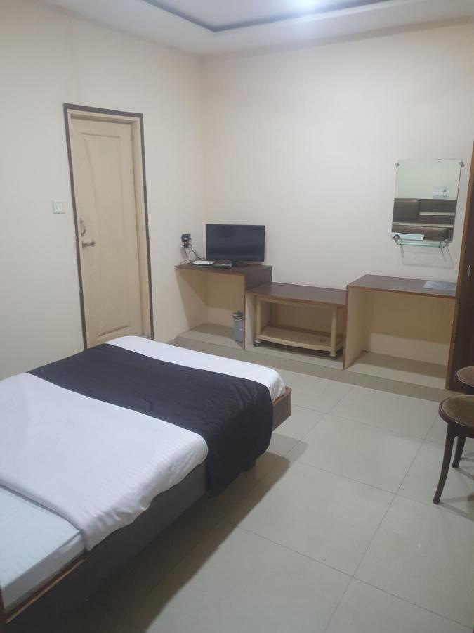 Hotel Anmol Ambikapur ภายนอก รูปภาพ