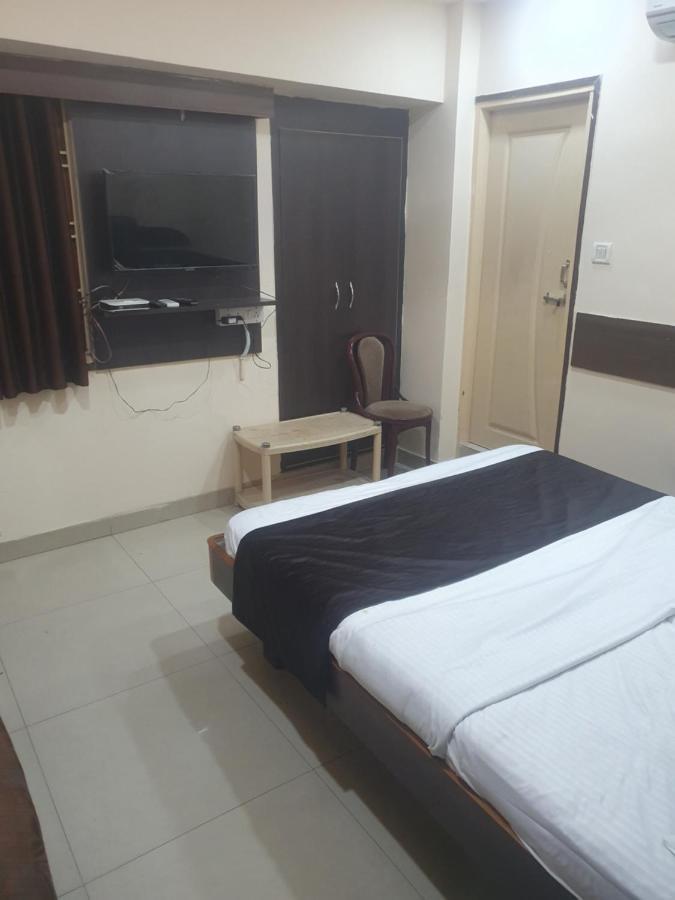 Hotel Anmol Ambikapur ภายนอก รูปภาพ