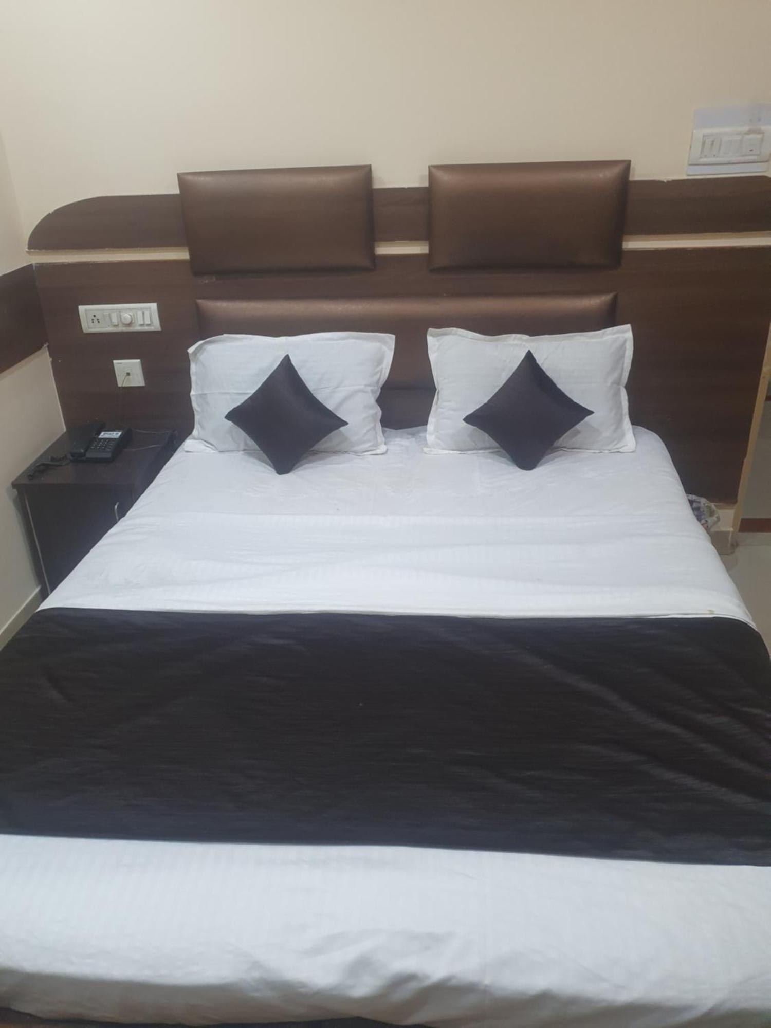 Hotel Anmol Ambikapur ห้อง รูปภาพ
